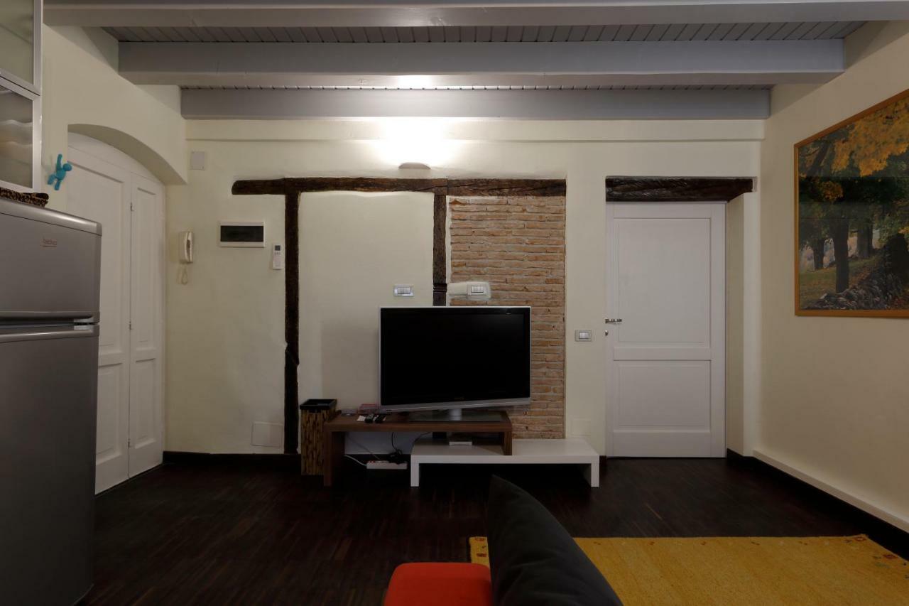 House 41, Nuovo In Borgo Storico Apartment Bergamo Bagian luar foto